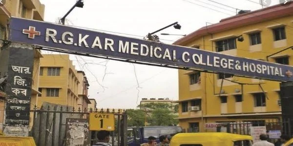 Four More Park Institution Students Hospitalized in Kolkata