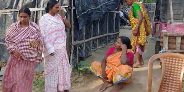 Malda Families Face Eviction Risk Near Mahananda River