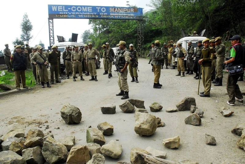 Assam Arunachal Border Clashes Cause Injuries and Blockade