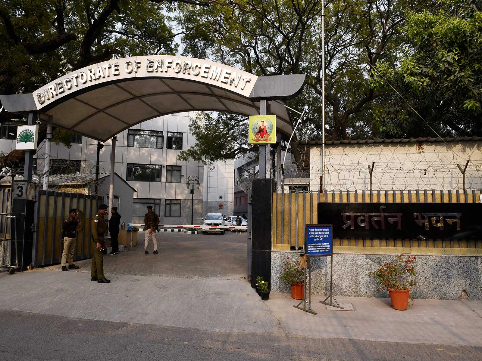 ED Raids 16 Places in Bengal and Assam Over Smuggling